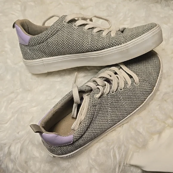 Old Navy Gray and Purple Mesh Sneakers with White Soles - Picture 8 of 8